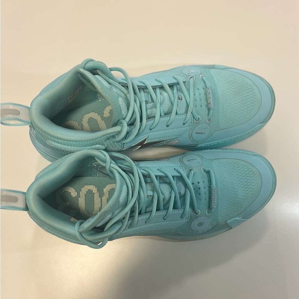 Way of Wade 10 Basketball Shoes - Light Green